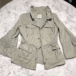 Banana Republic cargo with flare sleeves jacket
